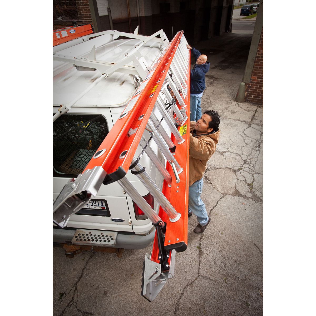 16ft Type IA Fiberglass D-Rung Extension Ladder D6216-2