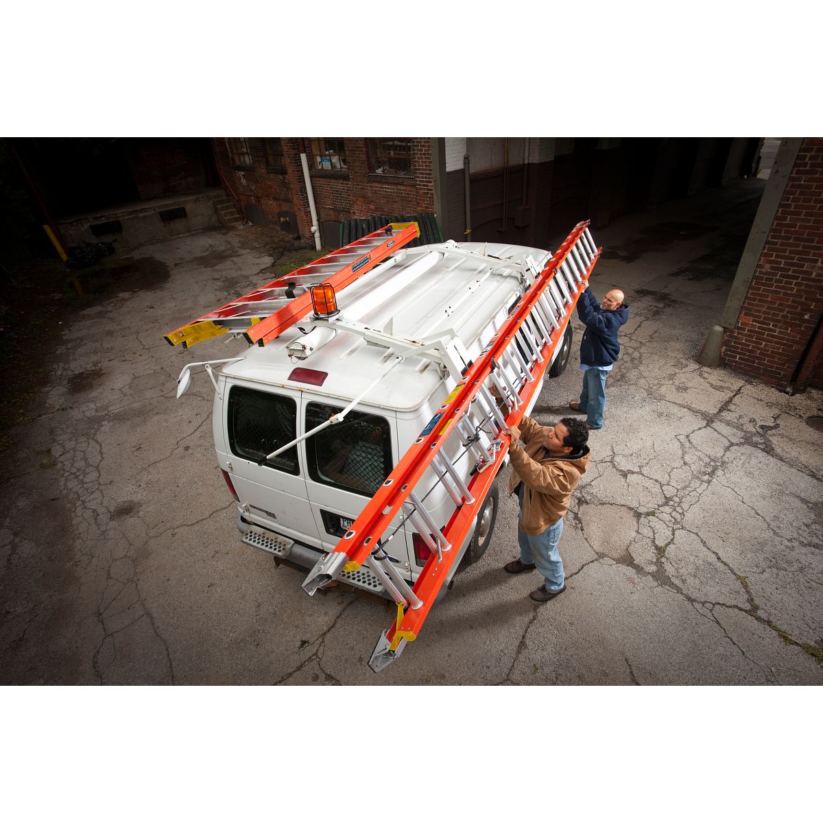 16ft Type IA Fiberglass D-Rung Extension Ladder D6216-2