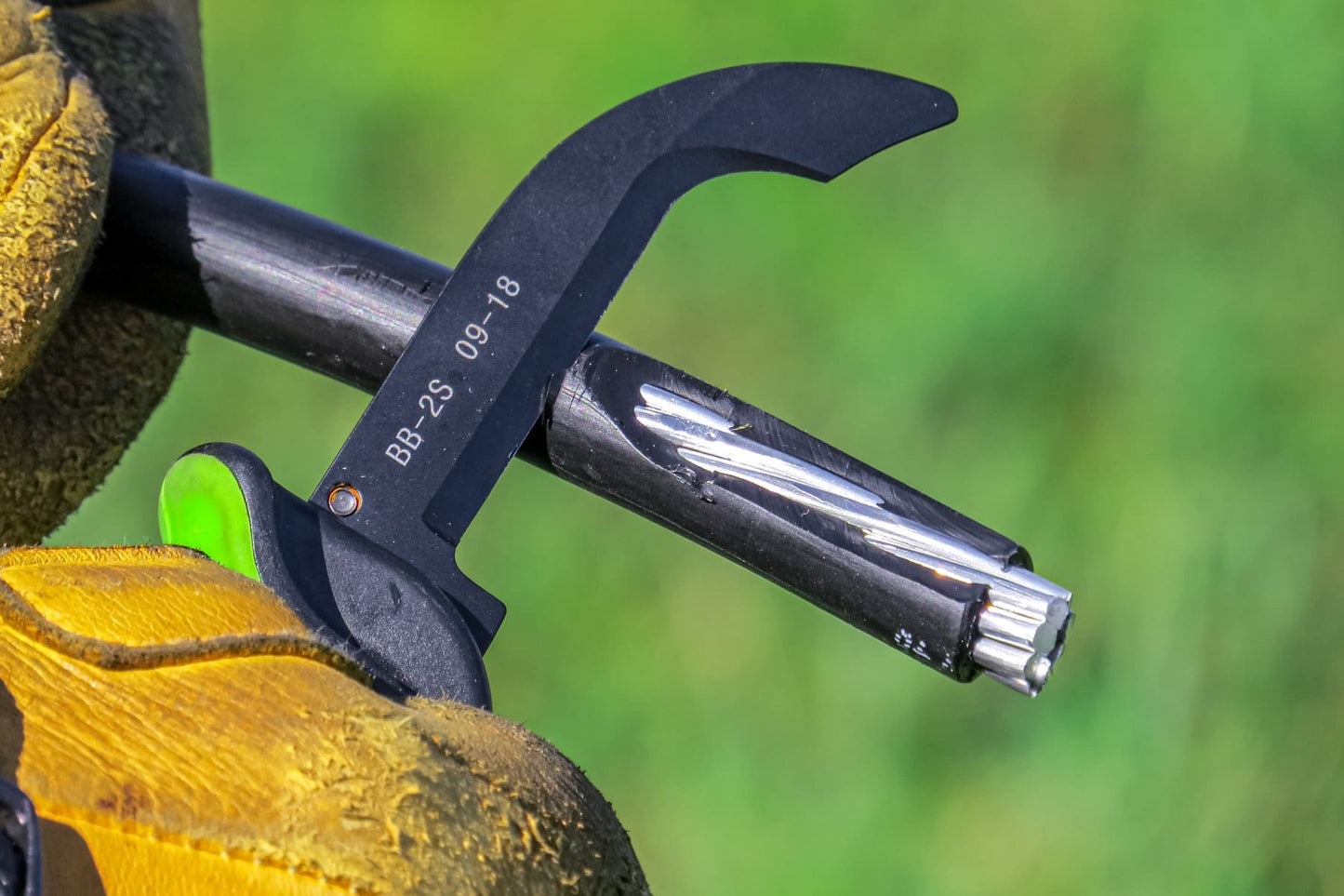 MADI Safety BrushBlade™ Lineman's Knife BB-2S