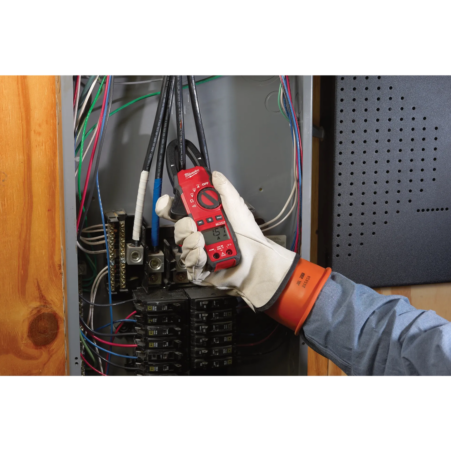 Milwaukee 400 Amp Clamp Meter True RMS CAT III 600V Digital Electrical Tester 2235-20