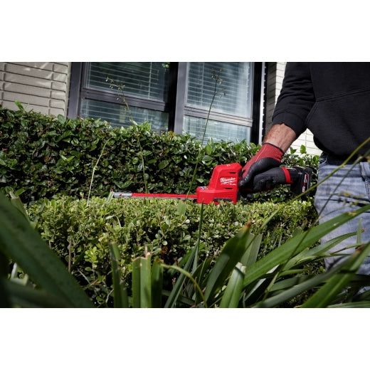 Milwaukee 2533-21 M12 FUEL 8-Inch Hedge Trimmer Kit