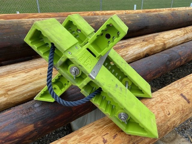 MADI Pole Cradle and Pad for Pole Framing, Drilling, and Outrigger Support up to 12,000 lbs PC-1